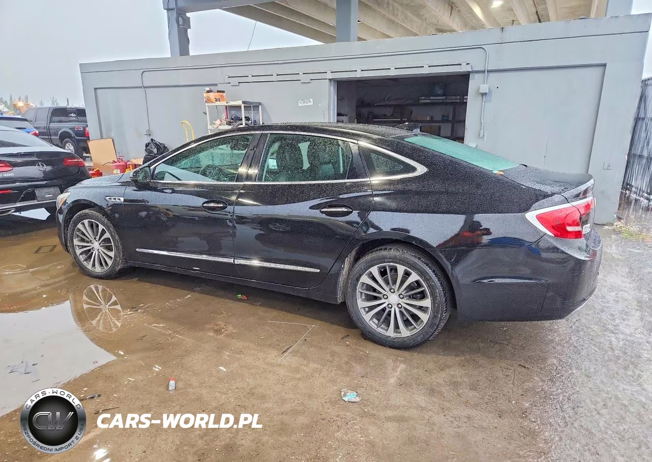 2017 Buick Lacrosse Essence VIN:1G4ZP5SS5HU131570 - 2