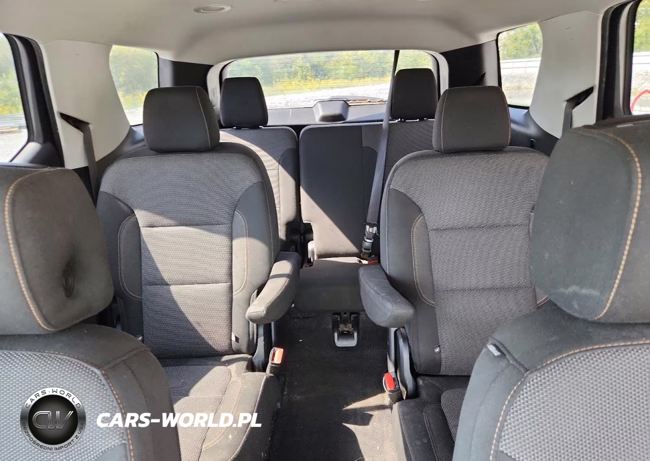 2019 Chevrolet Traverse Lt VIN:1GNERGKW8KJ177129 - 10