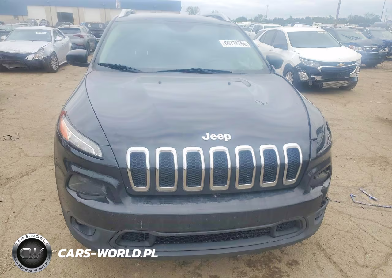 2016 Jeep Cherokee Latitude VIN:1C4PJLCSXGW159674 - 5