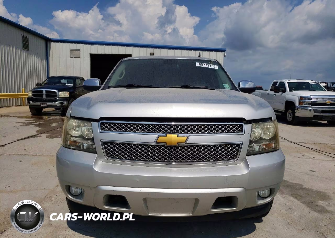 2011 Chevrolet Tahoe C1500 Ls VIN:1GNSCAE02BR199556 - 5