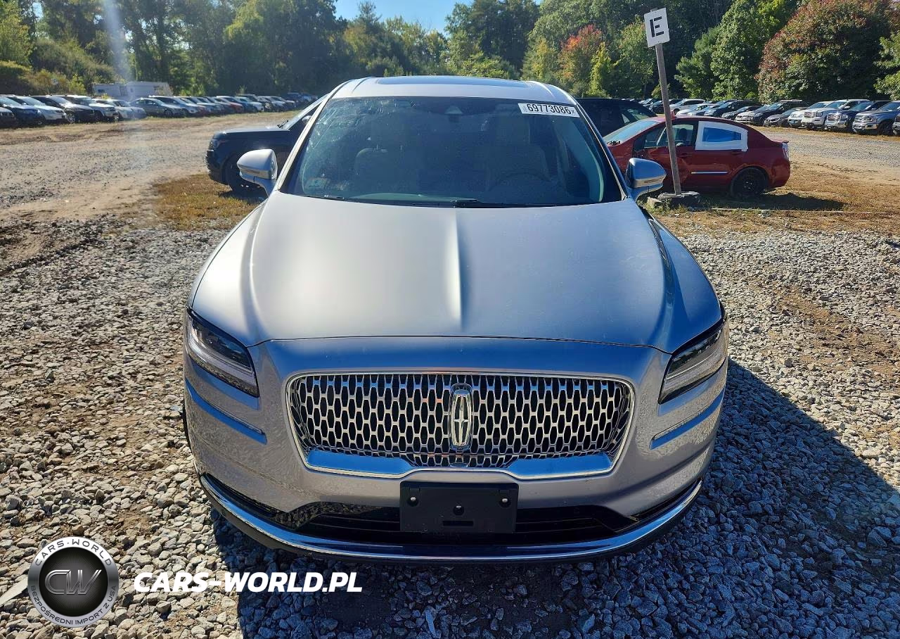 2023 Lincoln Nautilus Reserve VIN:2LMPJ8K9XPBL11627 - 5