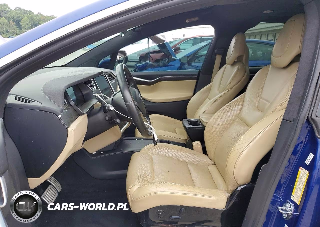 2016 Tesla Model X VIN:5YJXCAE47GFS00375 - 7
