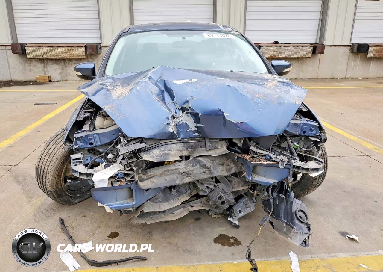 2018 Ford Focus Sel VIN:1FADP3H29JL276882 - 5