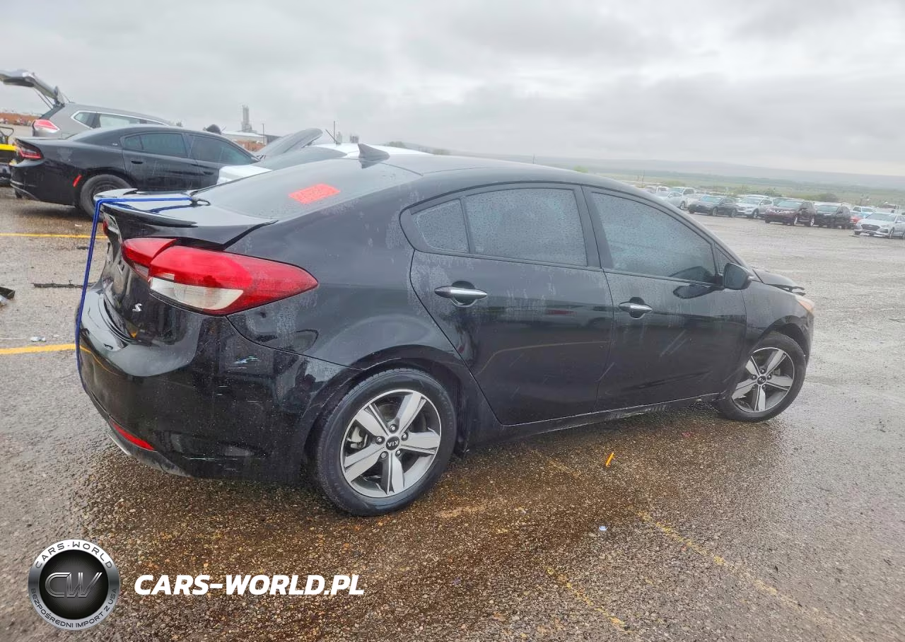 2018 Kia Forte S VIN:3KPFL4A7XJE226396 - 3