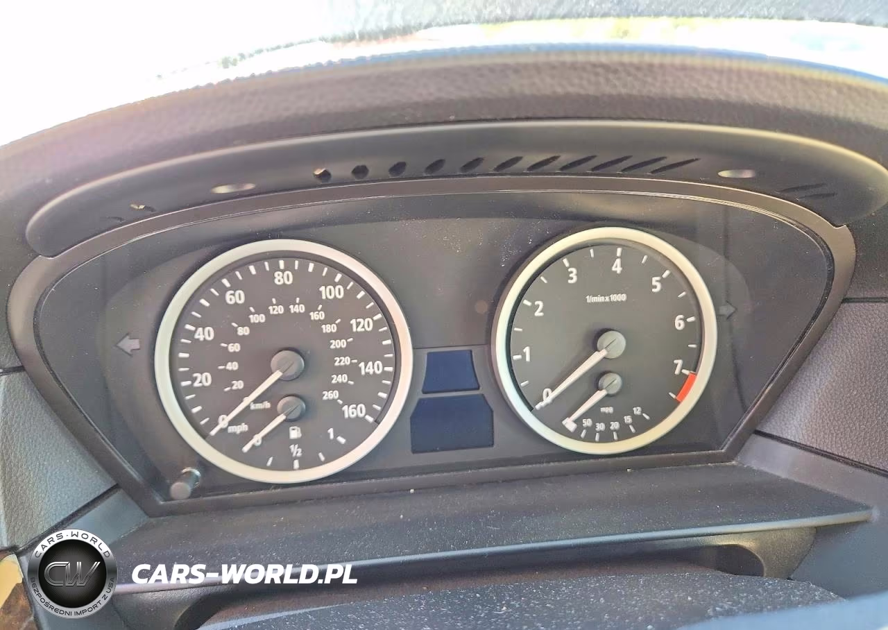 2007 BMW 525 I VIN:WBANE53537CK92308 - 9
