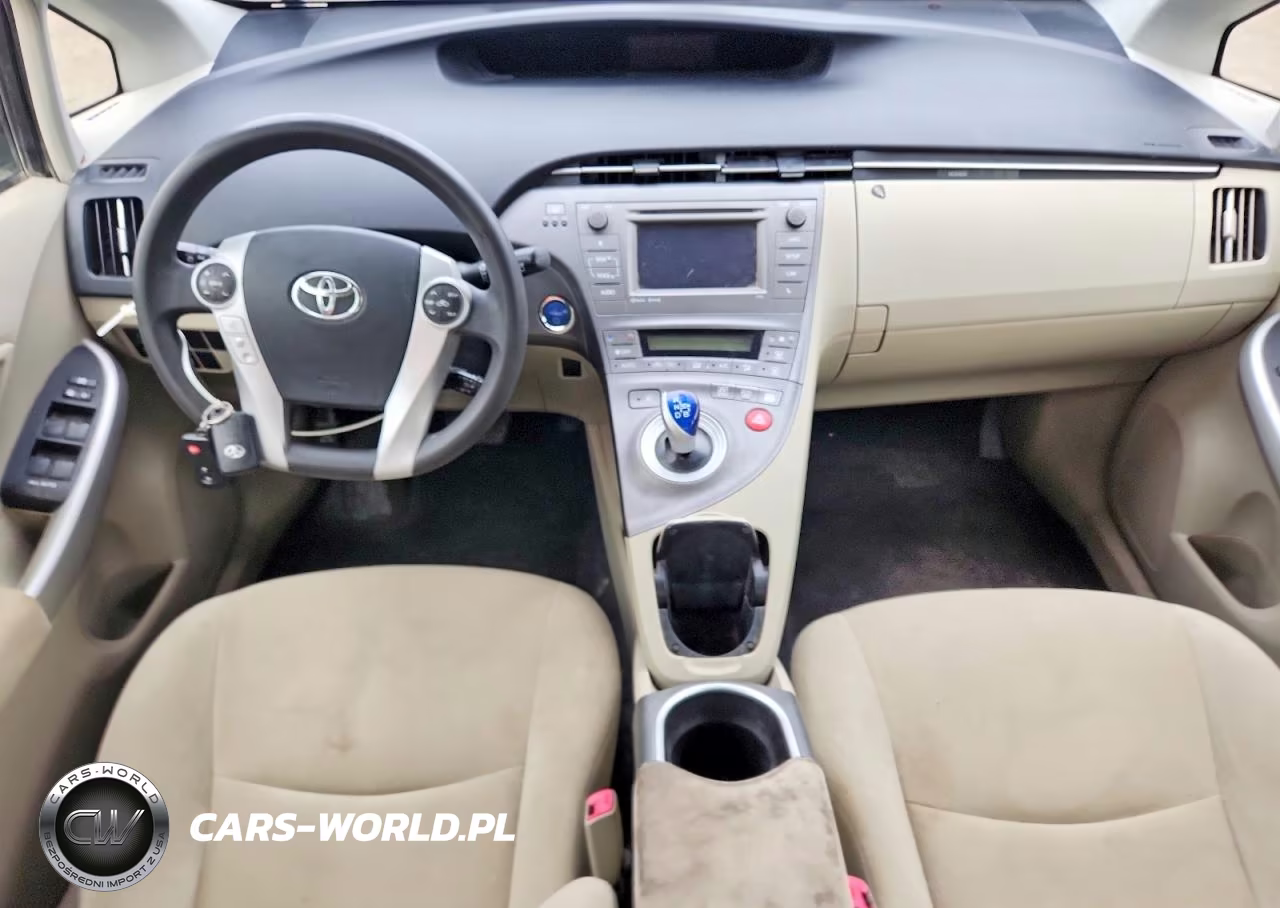 2013 Toyota Prius Three VIN:JTDKN3DU4D5566891 - 8