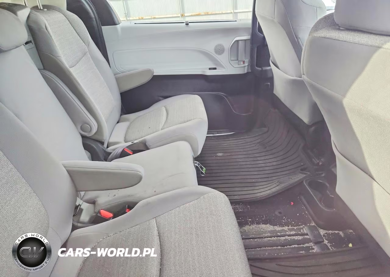 2025 Toyota Sienna Le VIN:5TDBRKEC9SS239222 - 11