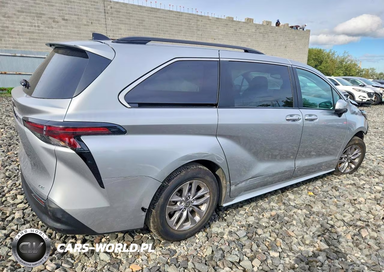 2025 Toyota Sienna Le VIN:5TDBRKEC9SS239222 - 3