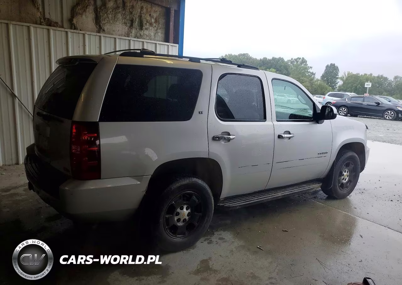 2010 Chevrolet Tahoe K1500 Lt VIN:1GNUKBE02AR191179 - 3