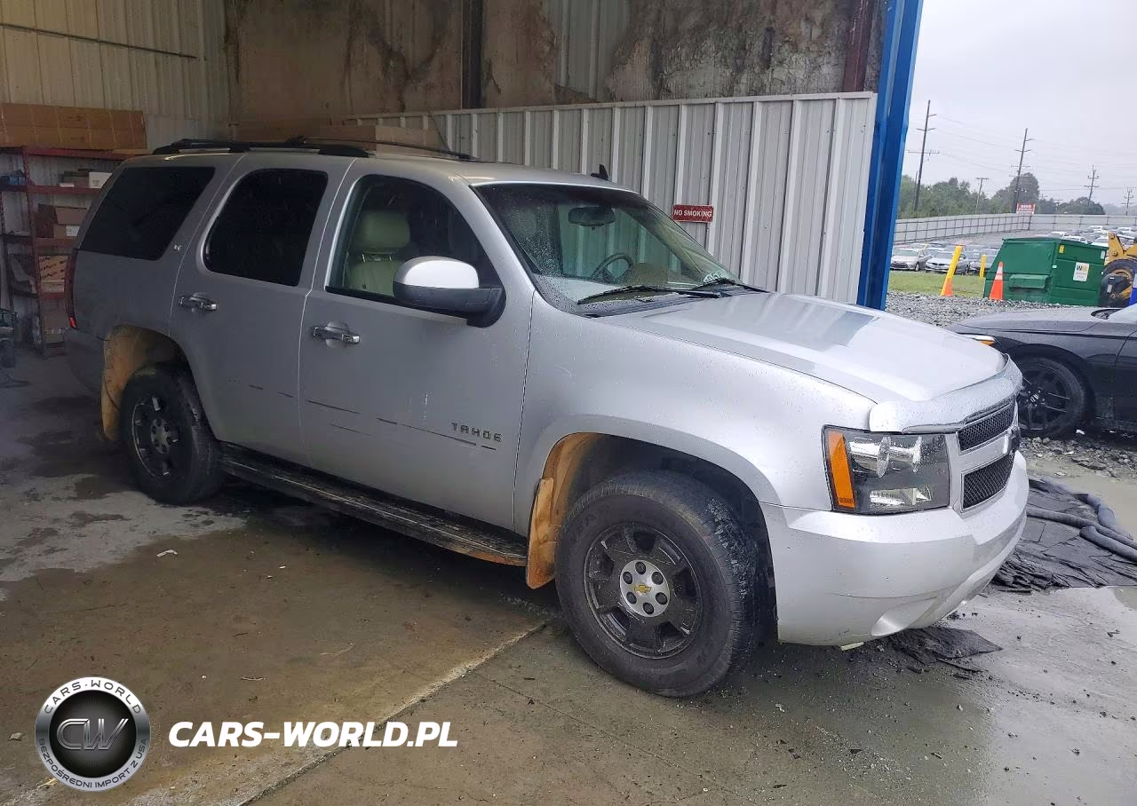 2010 Chevrolet Tahoe K1500 Lt VIN:1GNUKBE02AR191179 - 4