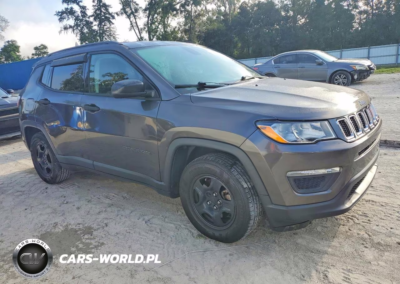 2017 Jeep Compass Sport VIN:3C4NJCABXHT672943 - 4