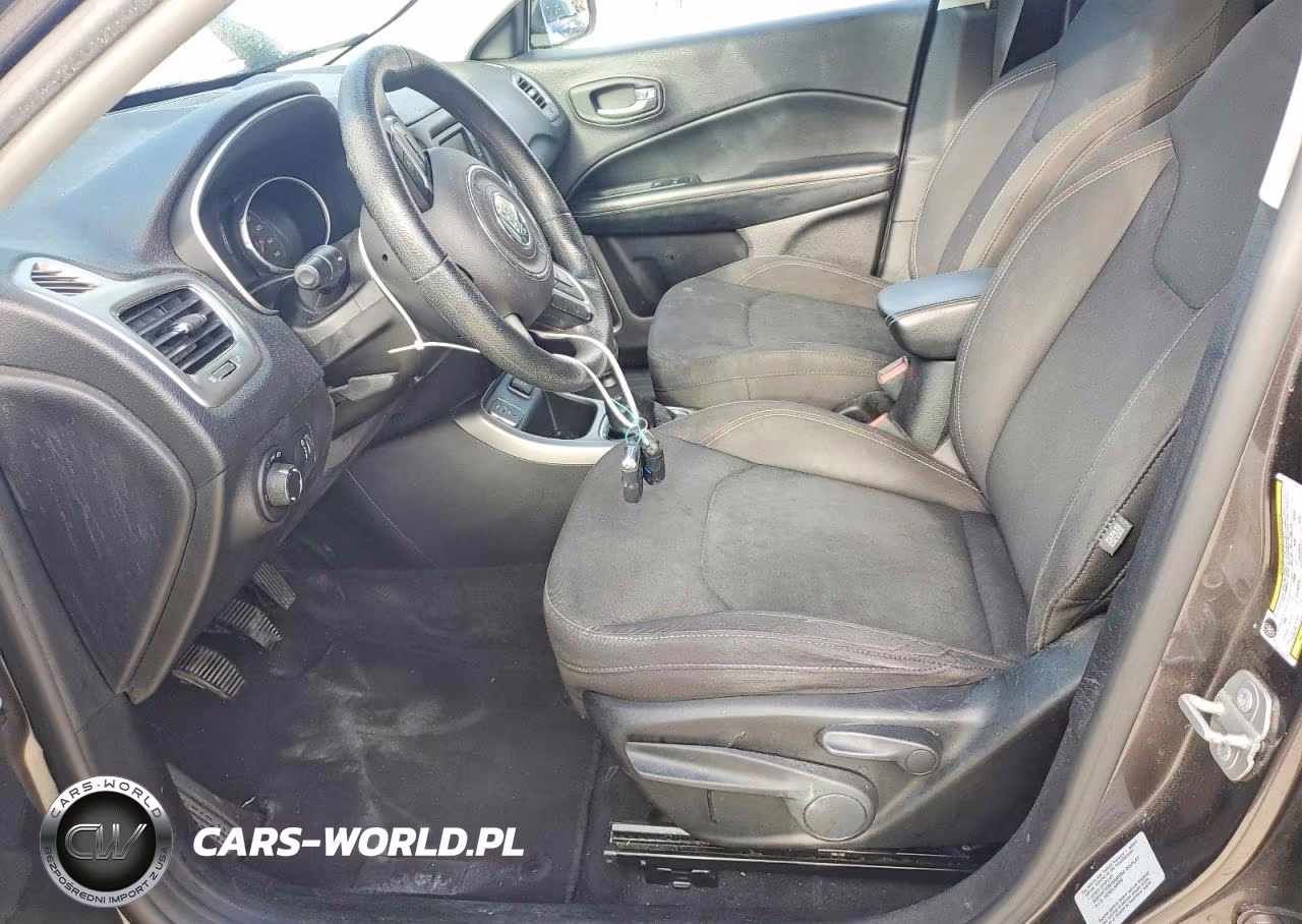 2017 Jeep Compass Sport VIN:3C4NJCABXHT672943 - 7