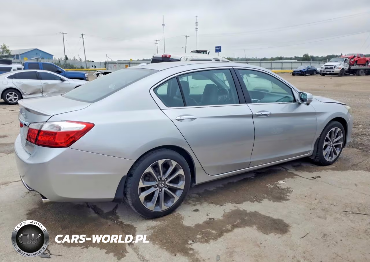 2015 Honda Accord Exl VIN:1HGCR3F86FA015947 - 3