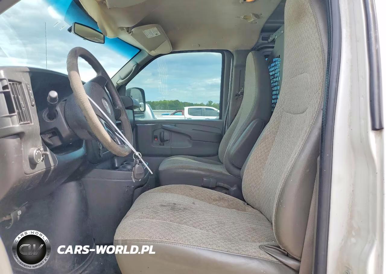 2011 Chevrolet Express G1500 VIN:1GCSGAF48B1148401 - 7