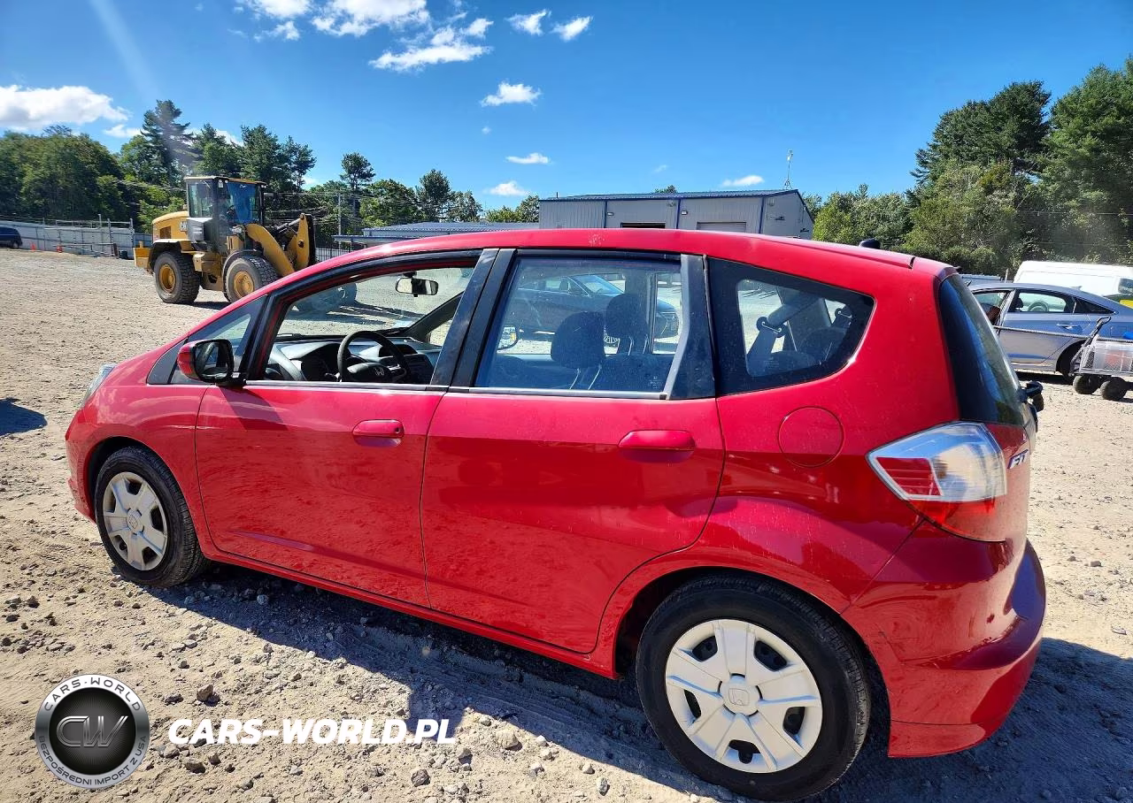 2012 Honda Fit VIN:JHMGE8H30CS004070 - 2