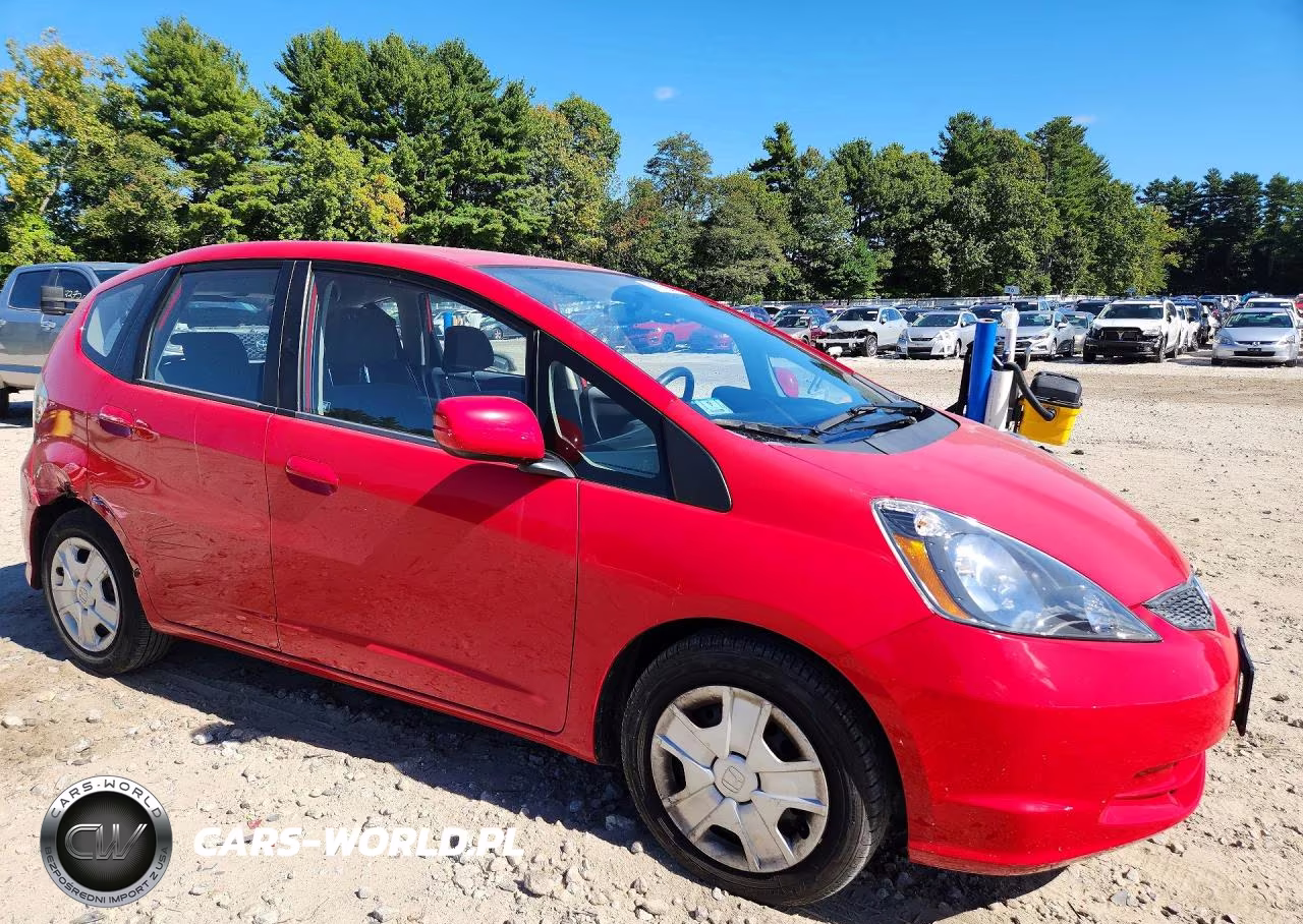 2012 Honda Fit VIN:JHMGE8H30CS004070 - 4