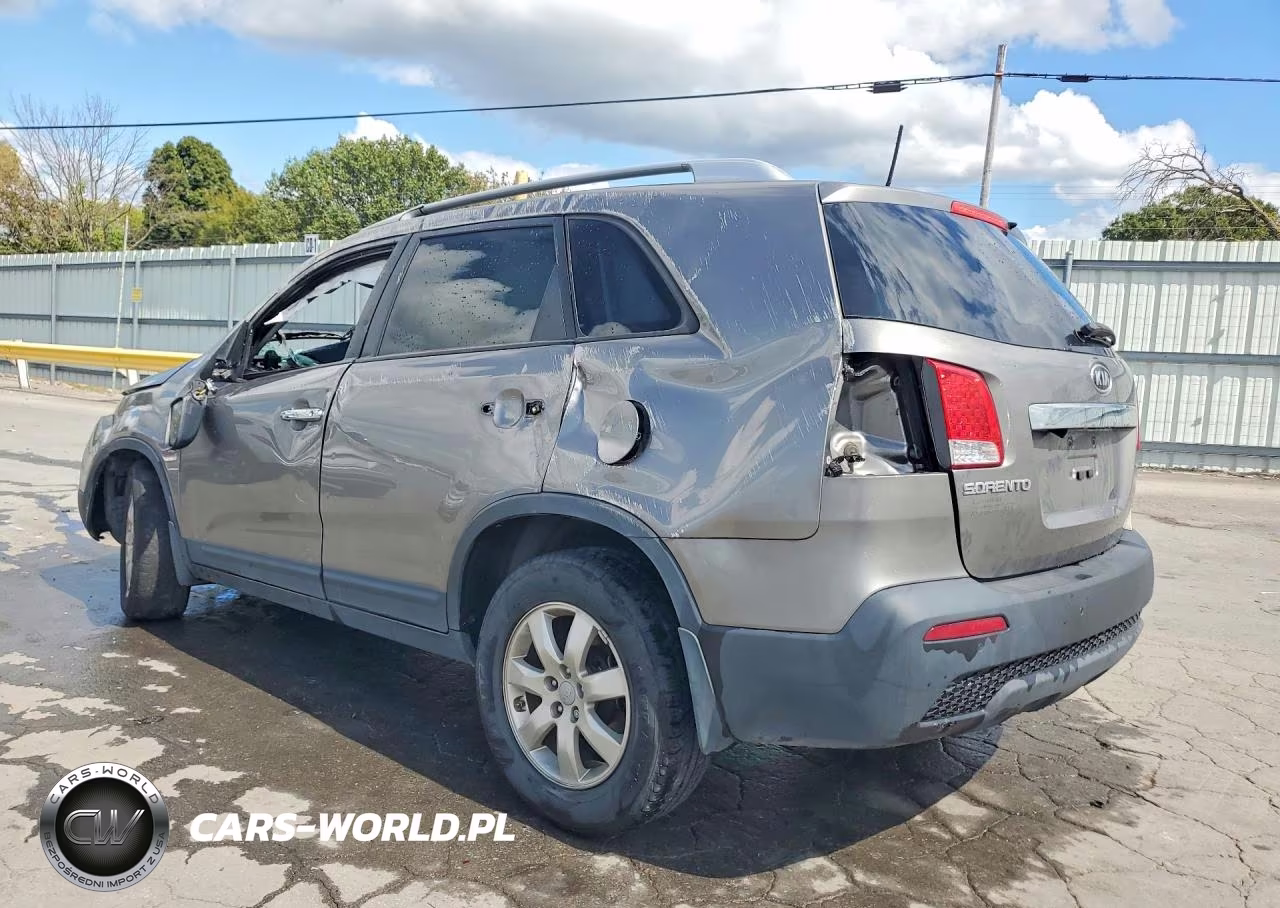 2013 Kia Sorento Lx VIN:5XYKT3A61DG370247 - 2