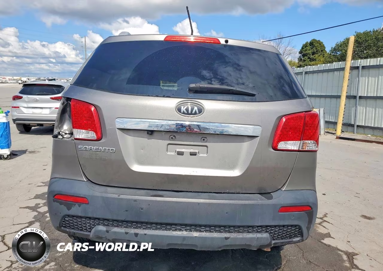2013 Kia Sorento Lx VIN:5XYKT3A61DG370247 - 6