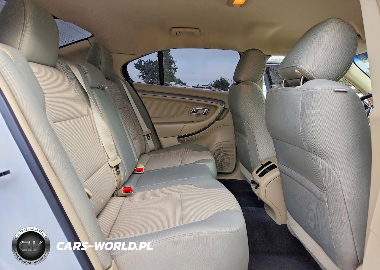 2018 Ford Taurus Sel VIN:1FAHP2E89JG109869 - 10
