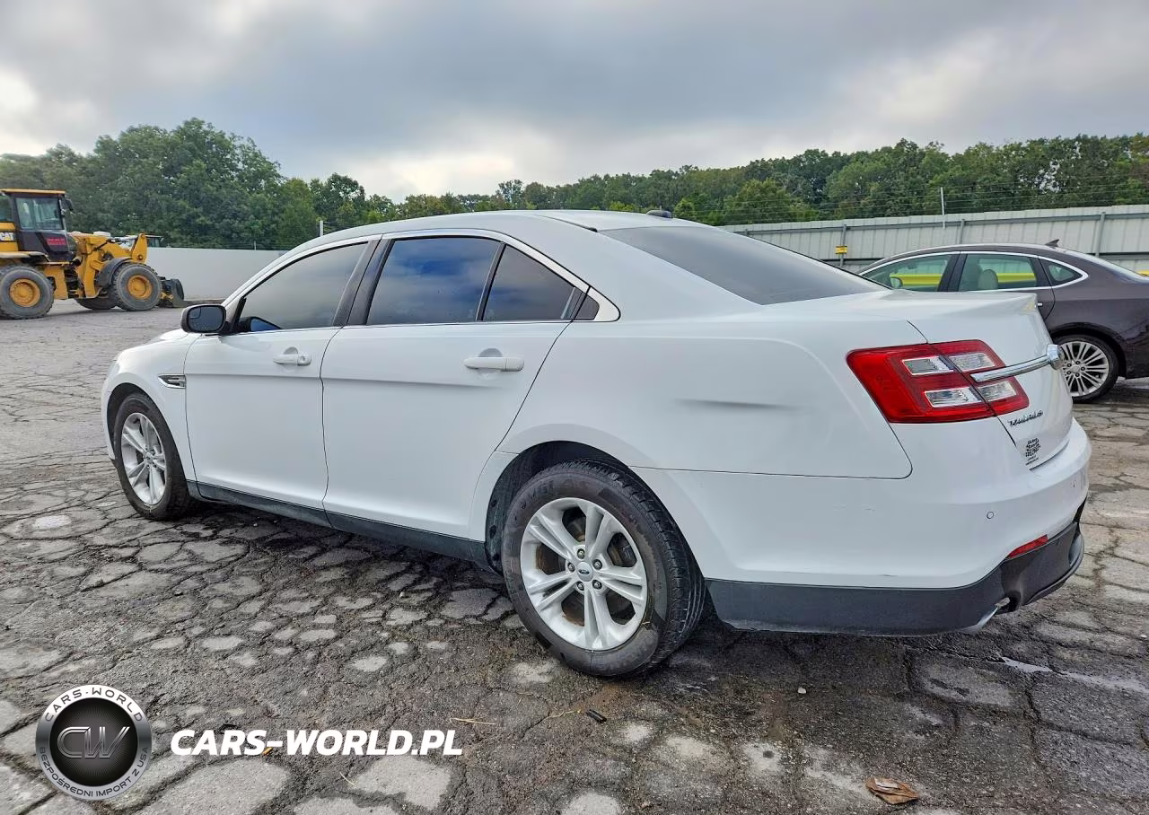 2018 Ford Taurus Sel VIN:1FAHP2E89JG109869 - 2