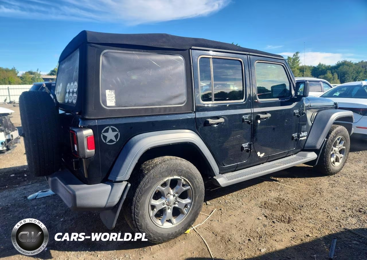 2020 Jeep Wrangler Unlimited Sport VIN:1C4HJXDG3LW241813 - 3