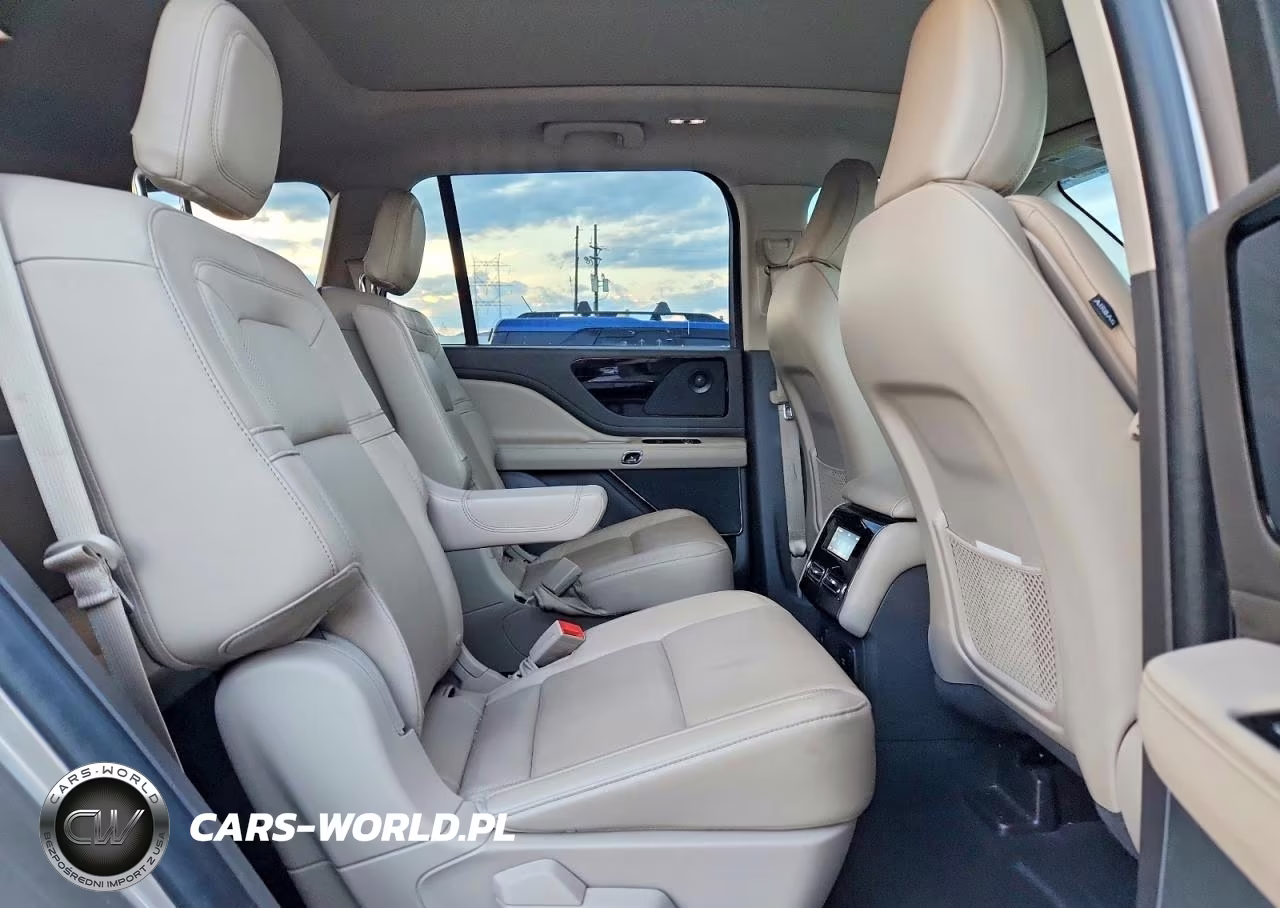 2021 Lincoln Aviator Grand Touring VIN:5LMYJ8XY6MNL01609 - 11