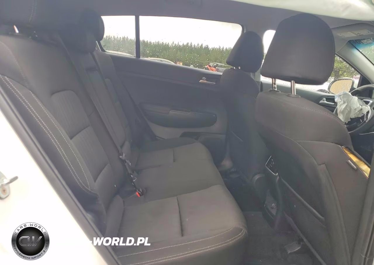 2022 Kia Sportage Lx VIN:KNDPM3AC7N7999843 - 10
