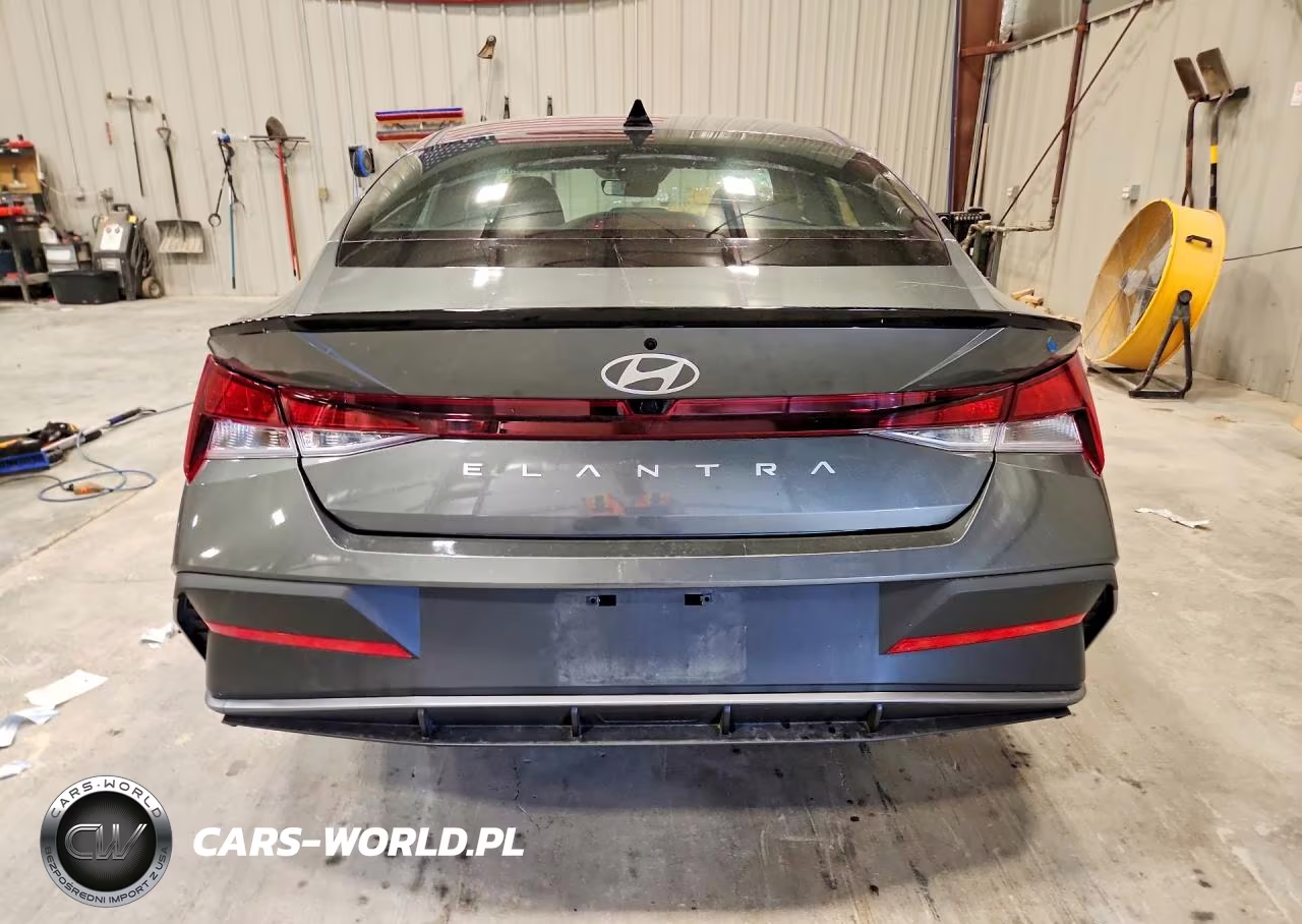 2026 Hyundai Elantra Sel Sport VIN:KMHLM4DG3TU258649 - 6