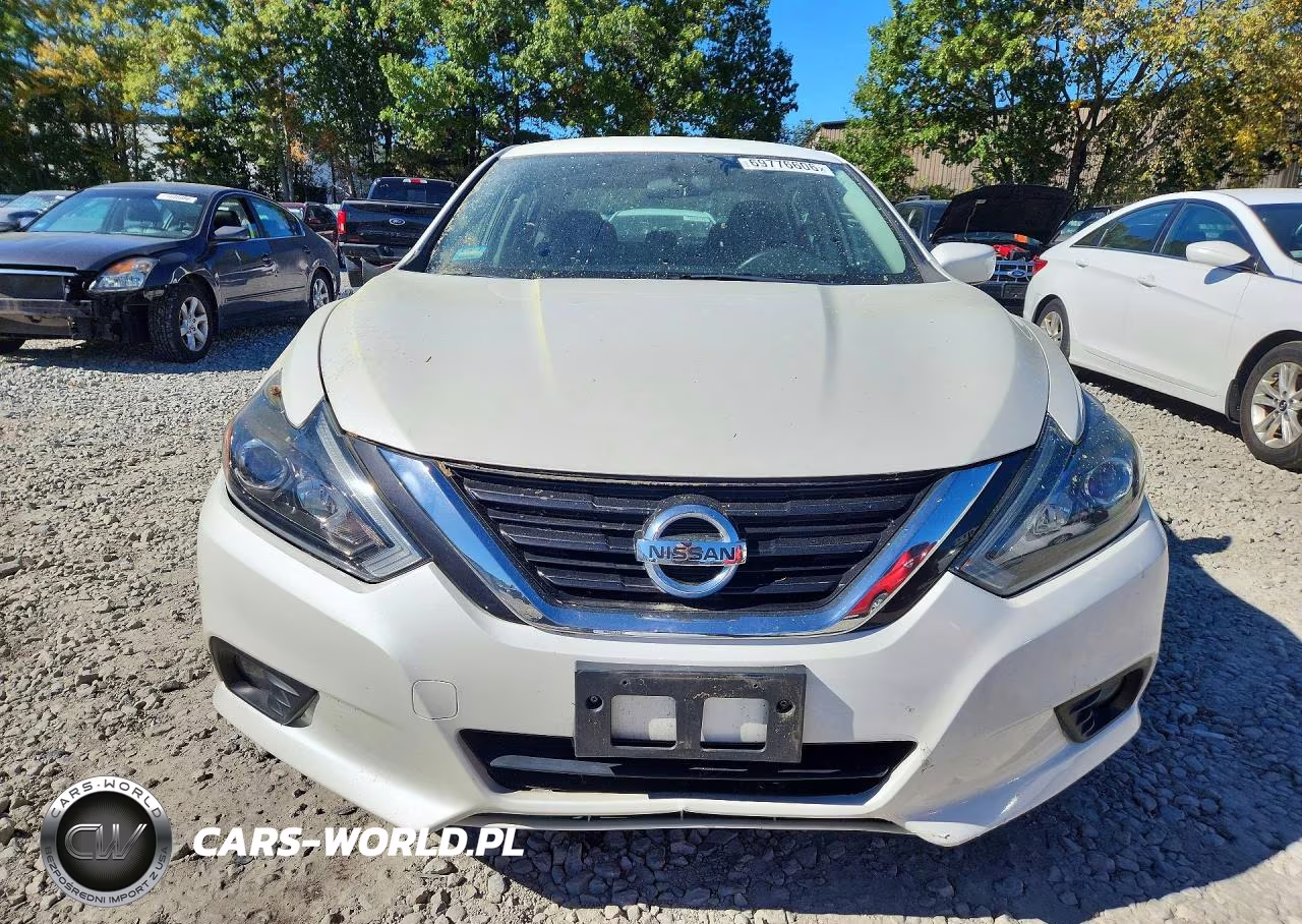 2017 Nissan Altima 2.5 Sr VIN:1N4AL3AP0HC270046 - 5