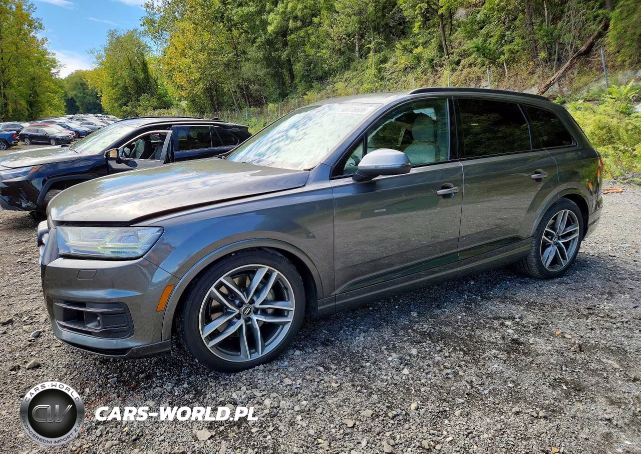 2018 Audi Q7 VIN:WA1VAAF71JD036085 - 1