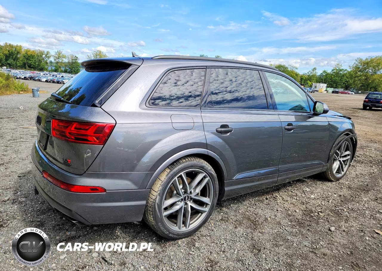 2018 Audi Q7 VIN:WA1VAAF71JD036085 - 3