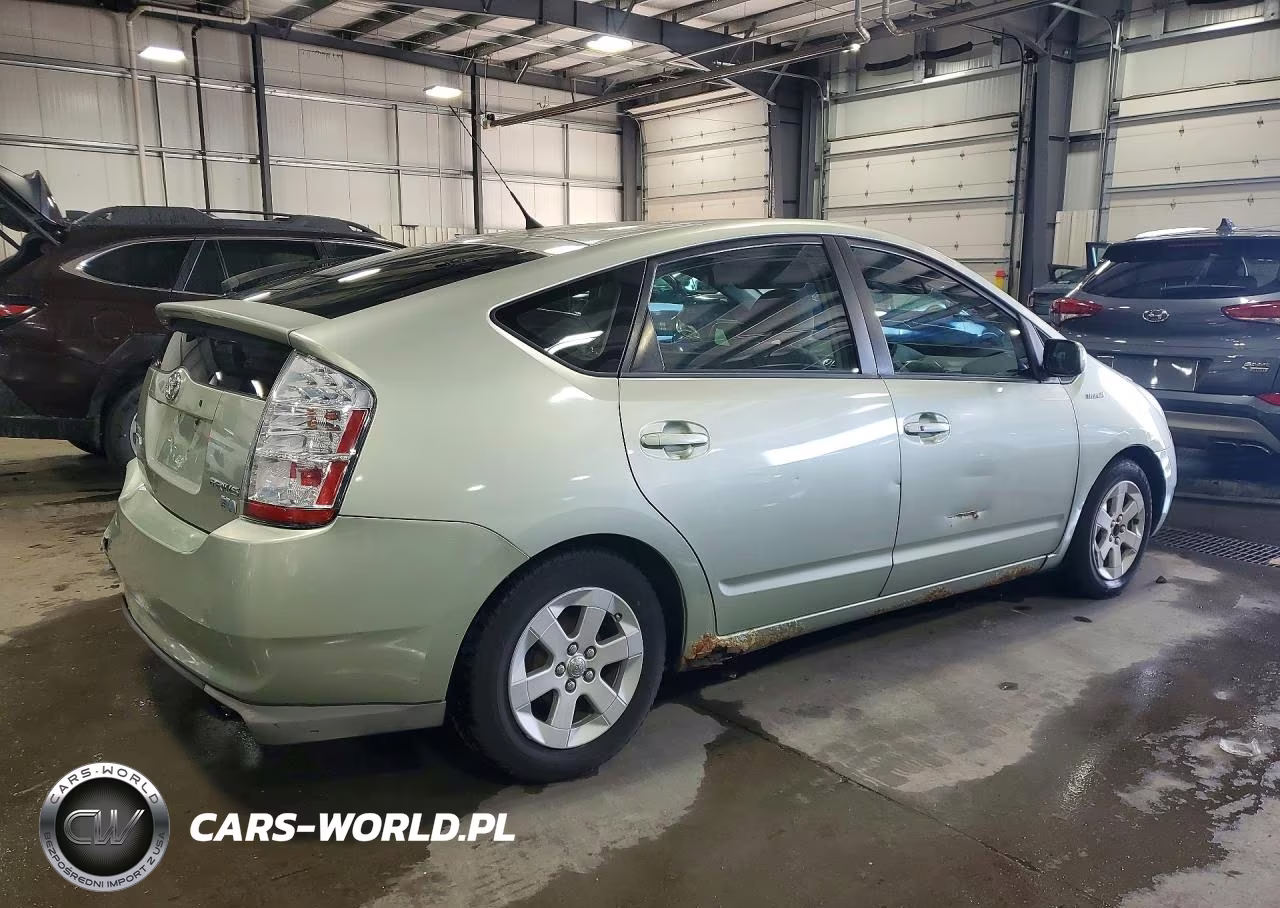 2009 Toyota Prius Base VIN:JTDKB20UX97832743 - 3