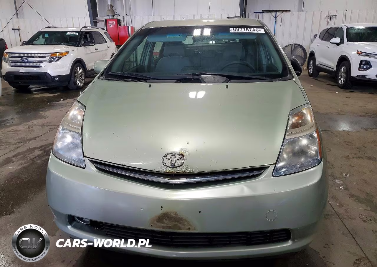 2009 Toyota Prius Base VIN:JTDKB20UX97832743 - 5