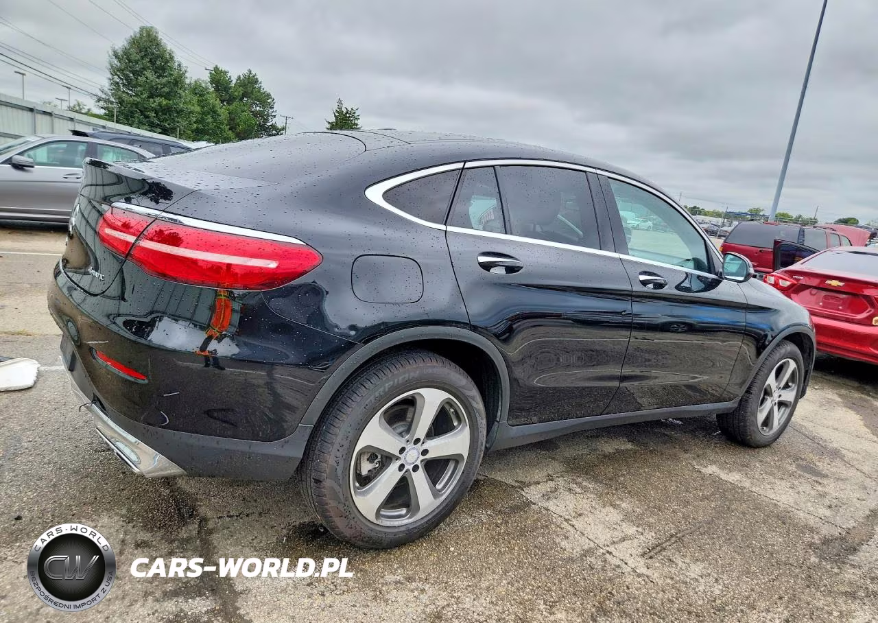 2017 Mercedes-Benz Glc Coupe 300 4Matic VIN:WDC0J4KB4HF190939 - 3