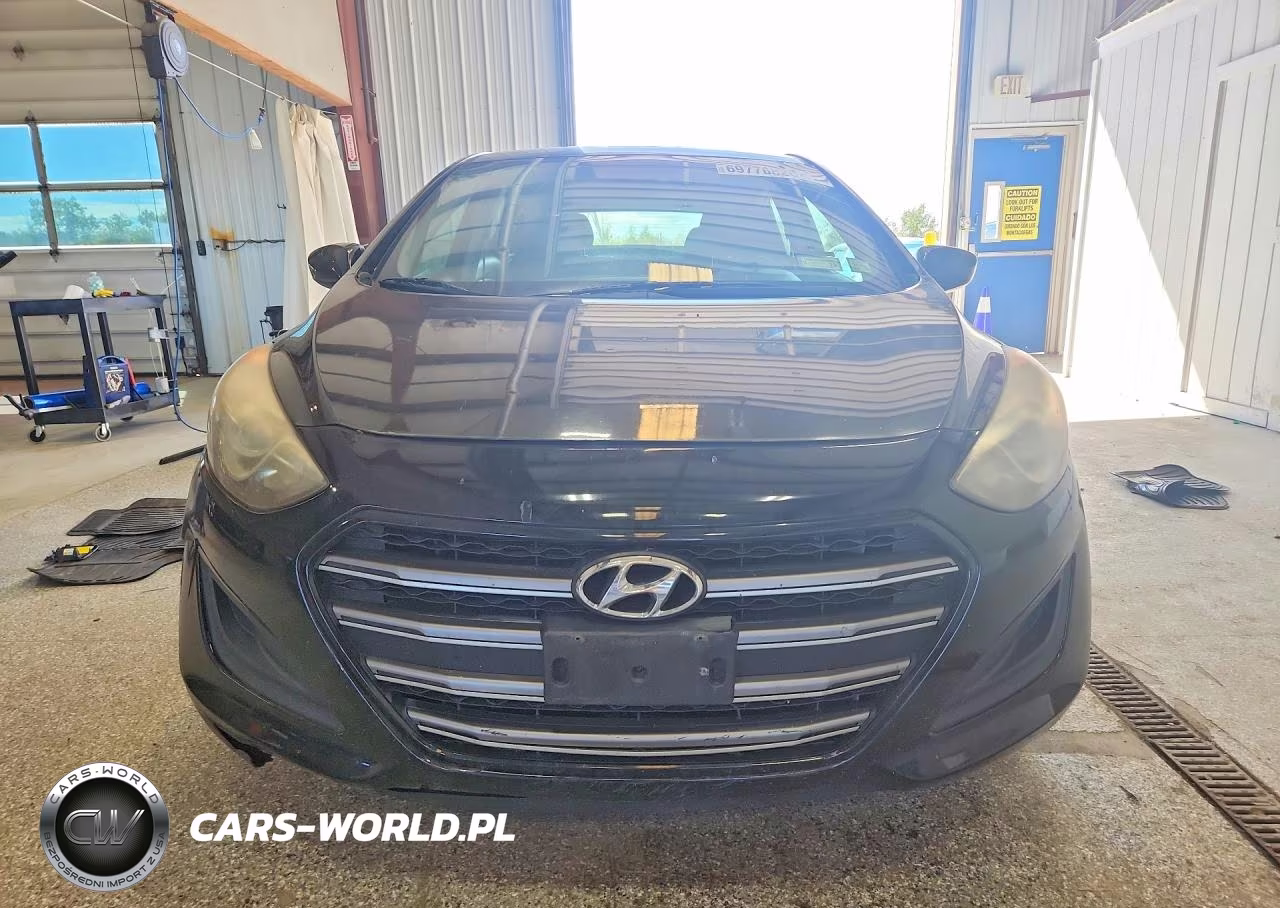 2016 Hyundai Elantra Gt Base VIN:KMHD35LH7GU302729 - 5