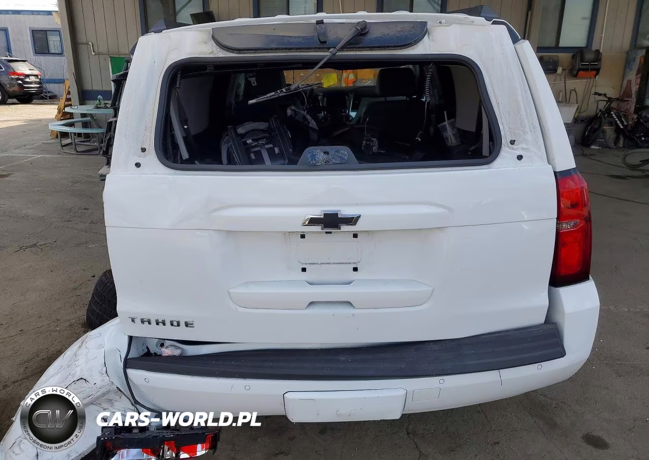 2019 Chevrolet Tahoe C1500 Lt VIN:1GNSCBKC9KR156496 - 6