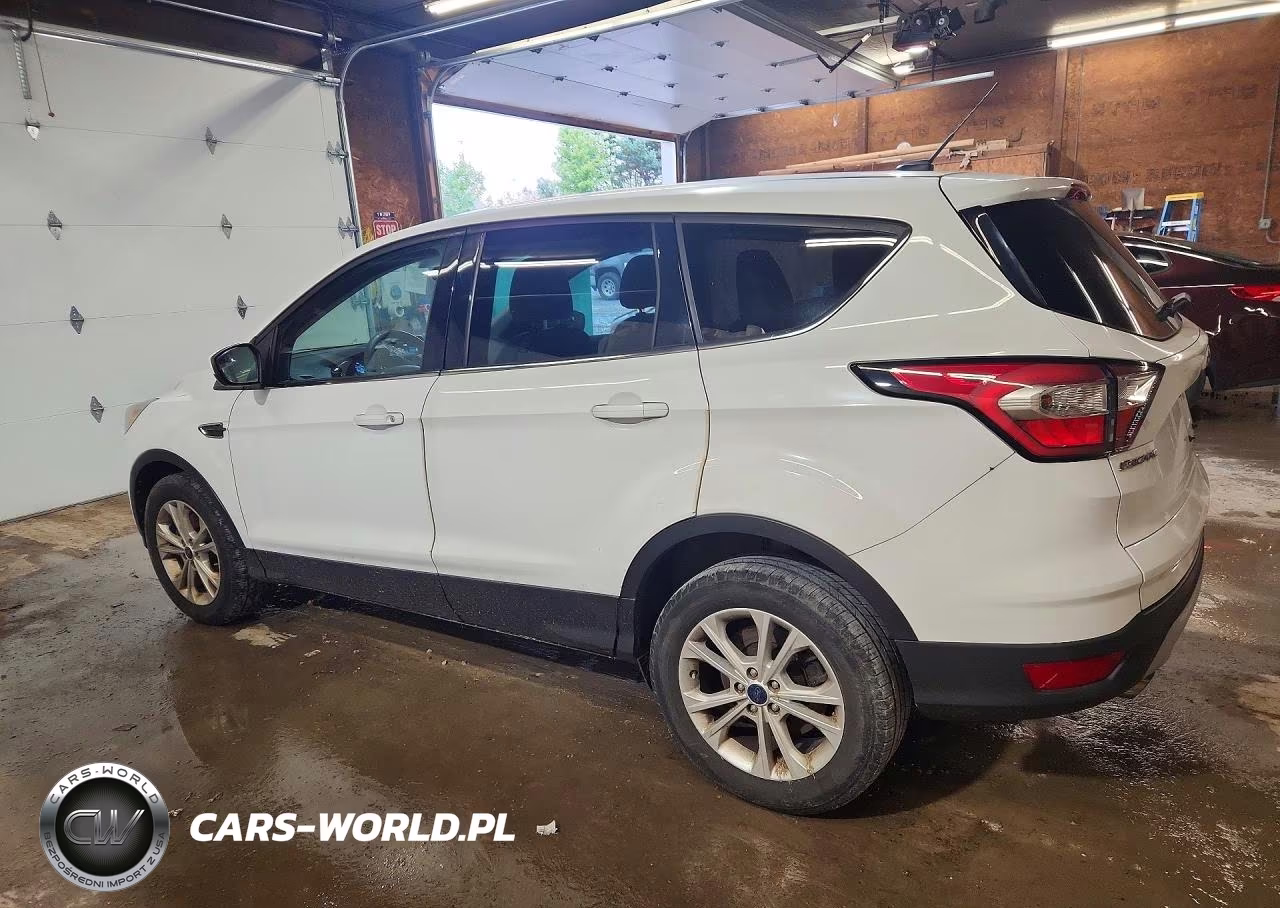 2017 Ford Escape Se VIN:1FMCU9GD2HUB94917 - 2