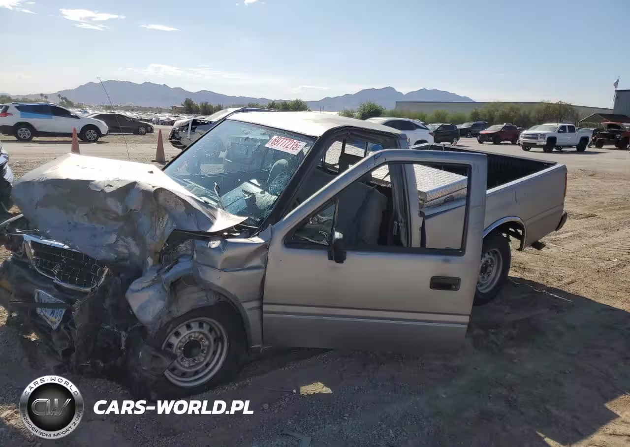 1993 Isuzu Conventional Short Wheelbase