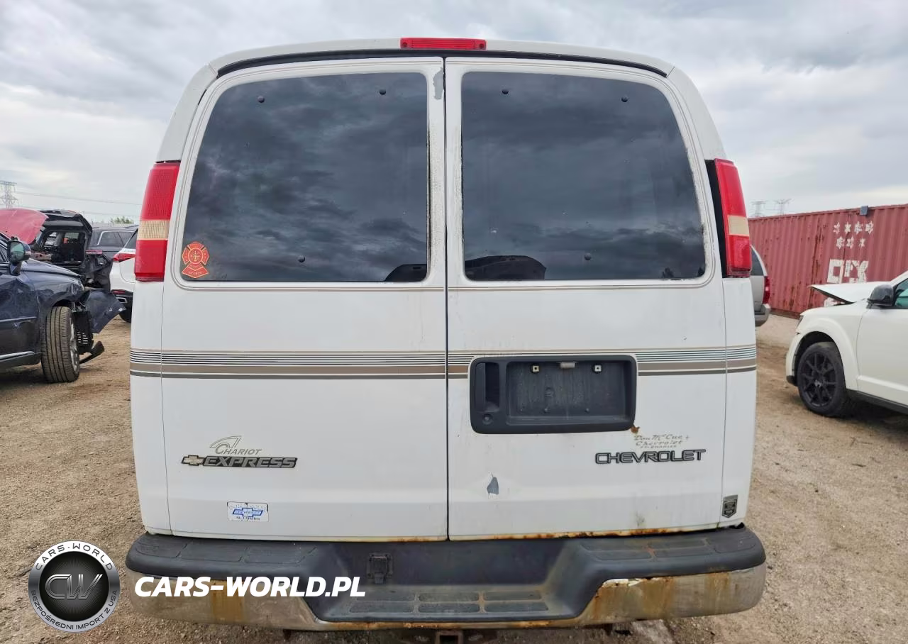 2005 Chevrolet Express G1500 VIN:1GBFG15T851157358 - 6