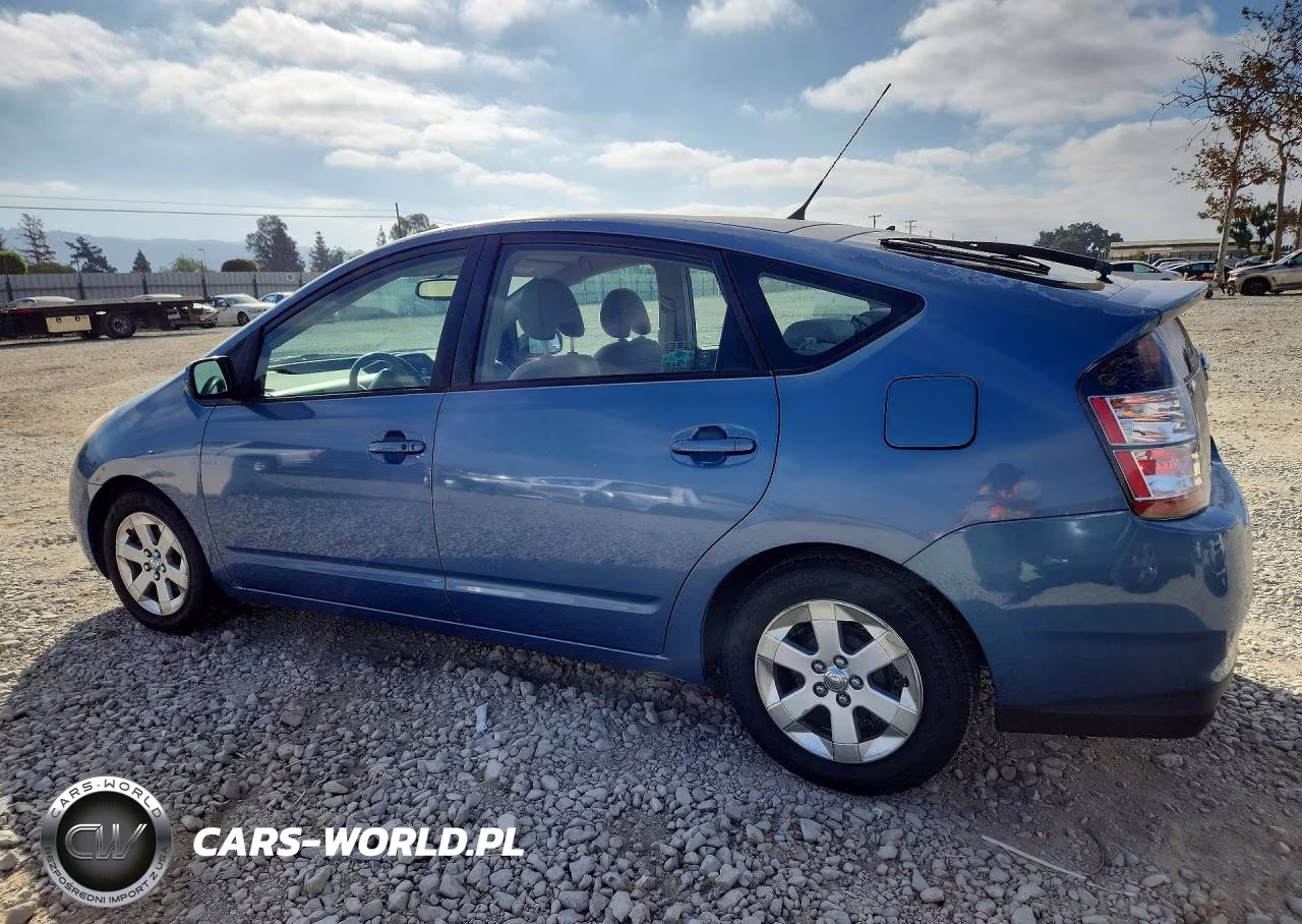 2005 Toyota Prius Base VIN:JTDKB20U153079511 - 2