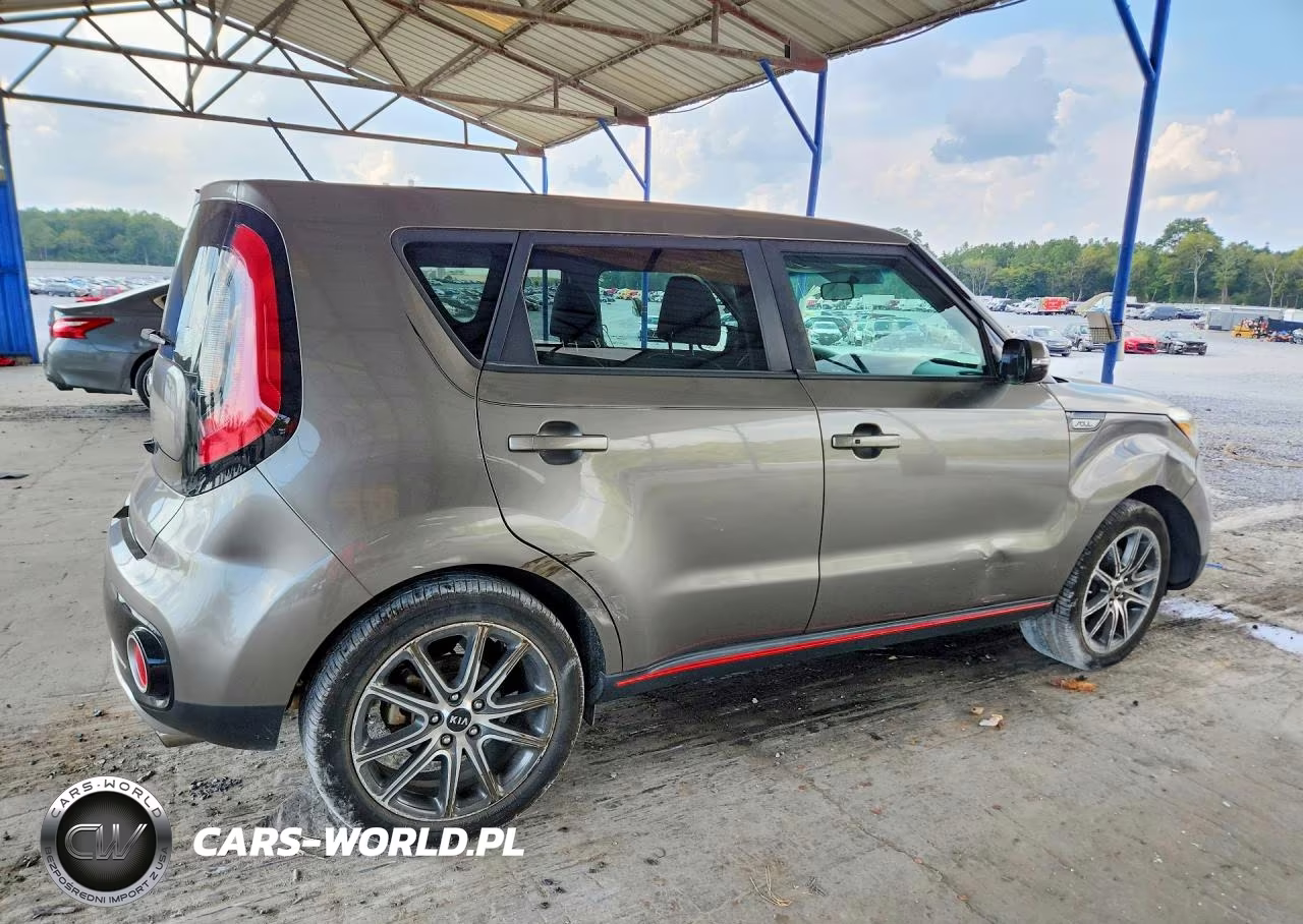 2018 Kia Soul ! VIN:KNDJX3AA0J7517428 - 3
