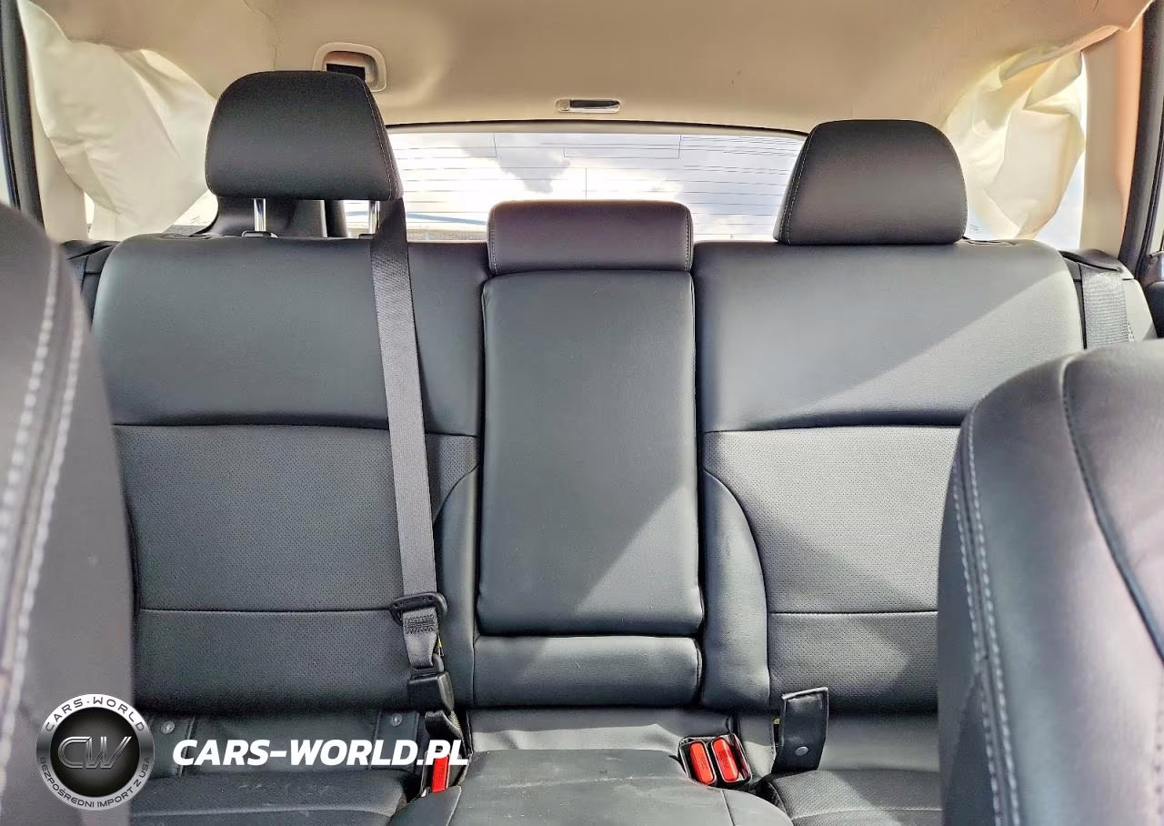 2018 Subaru Outback 3.6R Limited VIN:4S4BSENC5J3391810 - 10