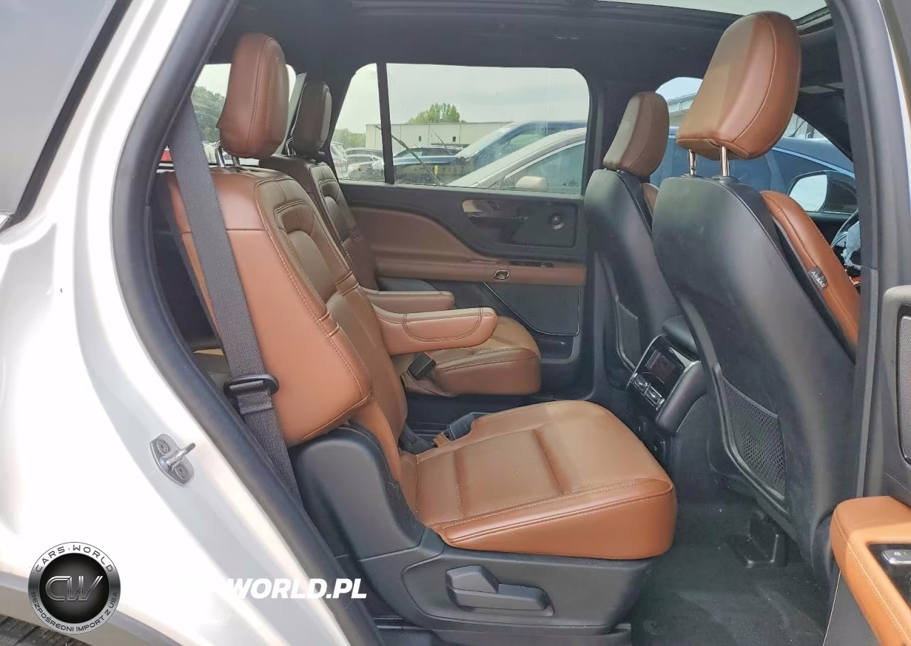 2021 Lincoln Aviator Reserve VIN:5LM5J7XC2MGL07428 - 11
