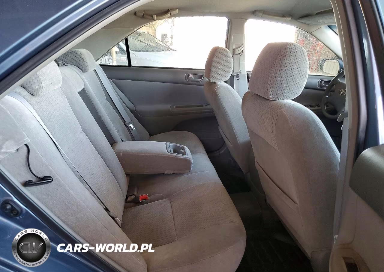 2003 Toyota Camry Le VIN:4T1BE32K73U749591 - 10