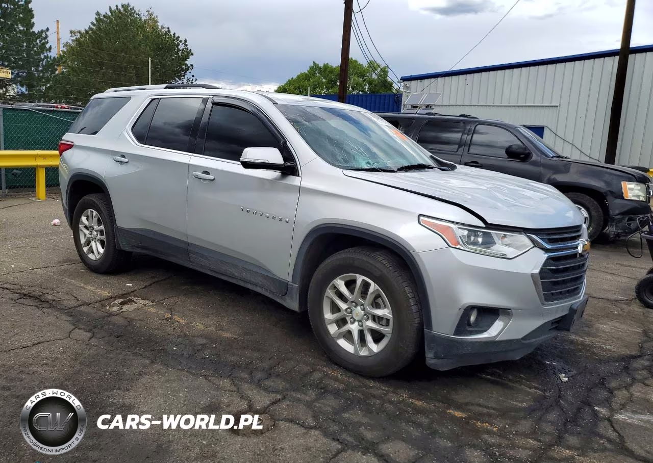 2018 Chevrolet Traverse VIN:1GNEVGKW3JJ197623 - 4