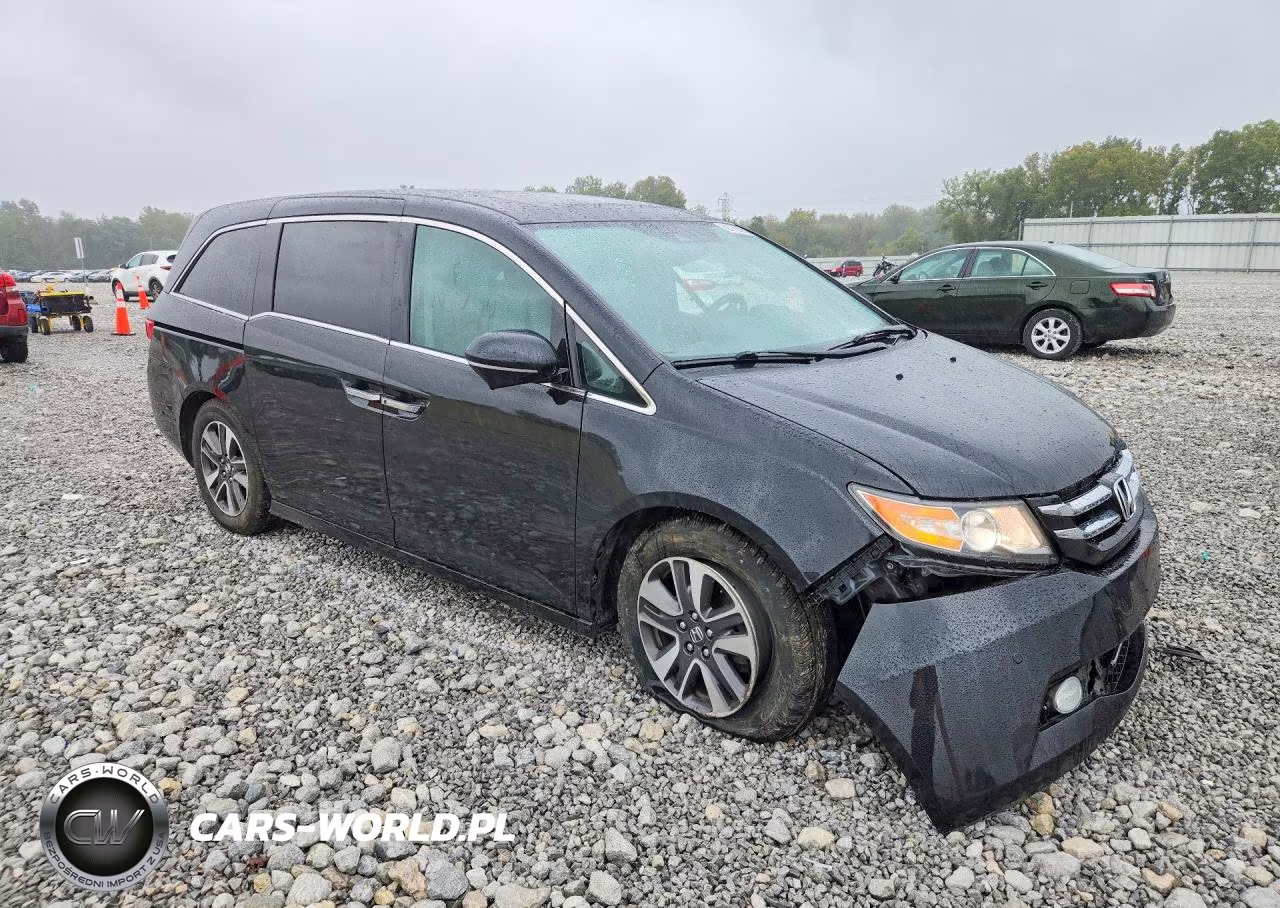 2016 Honda Odyssey Touring VIN:5FNRL5H90GB067837 - 4