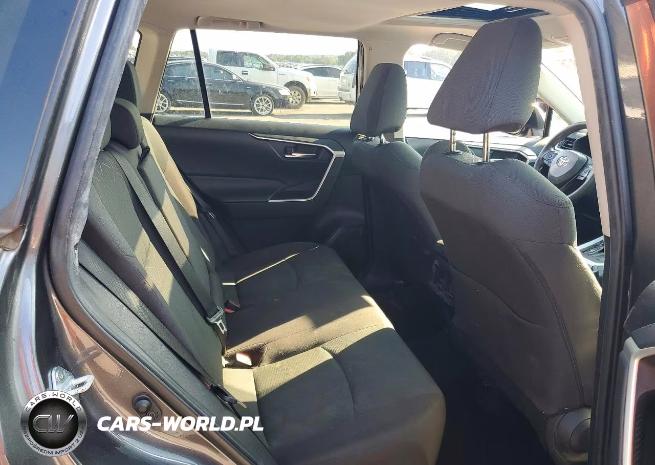 2024 Toyota Rav4 Xle VIN:2T3W1RFV6RC258712 - 11