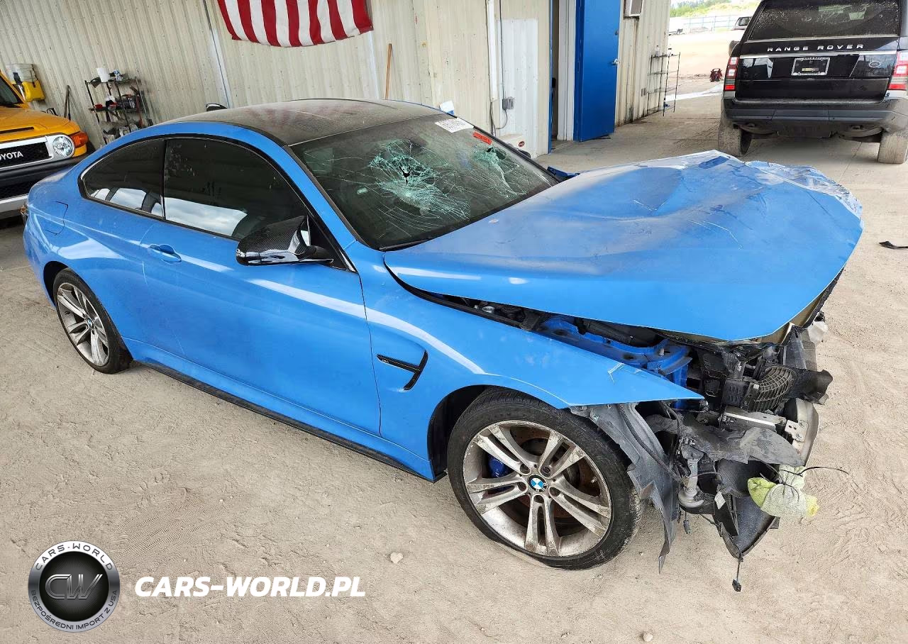 2016 BMW M4 VIN:WBS3R9C55GK338001 - 4