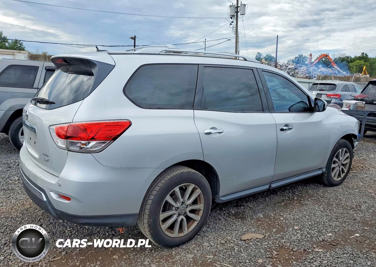 2013 Nissan Pathfinder S VIN:5N1AR2MM7DC614952 - 3