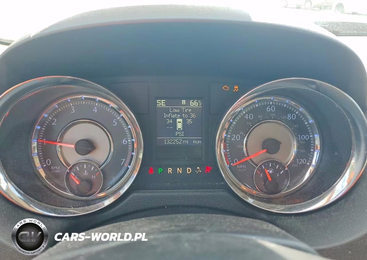 2014 Chrysler Town & Country Touring L VIN:2C4RC1CG6ER200181 - 9